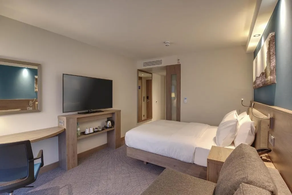 Hampton By Hilton Duesseldorf City Centre ホテル デュッセルドルフ