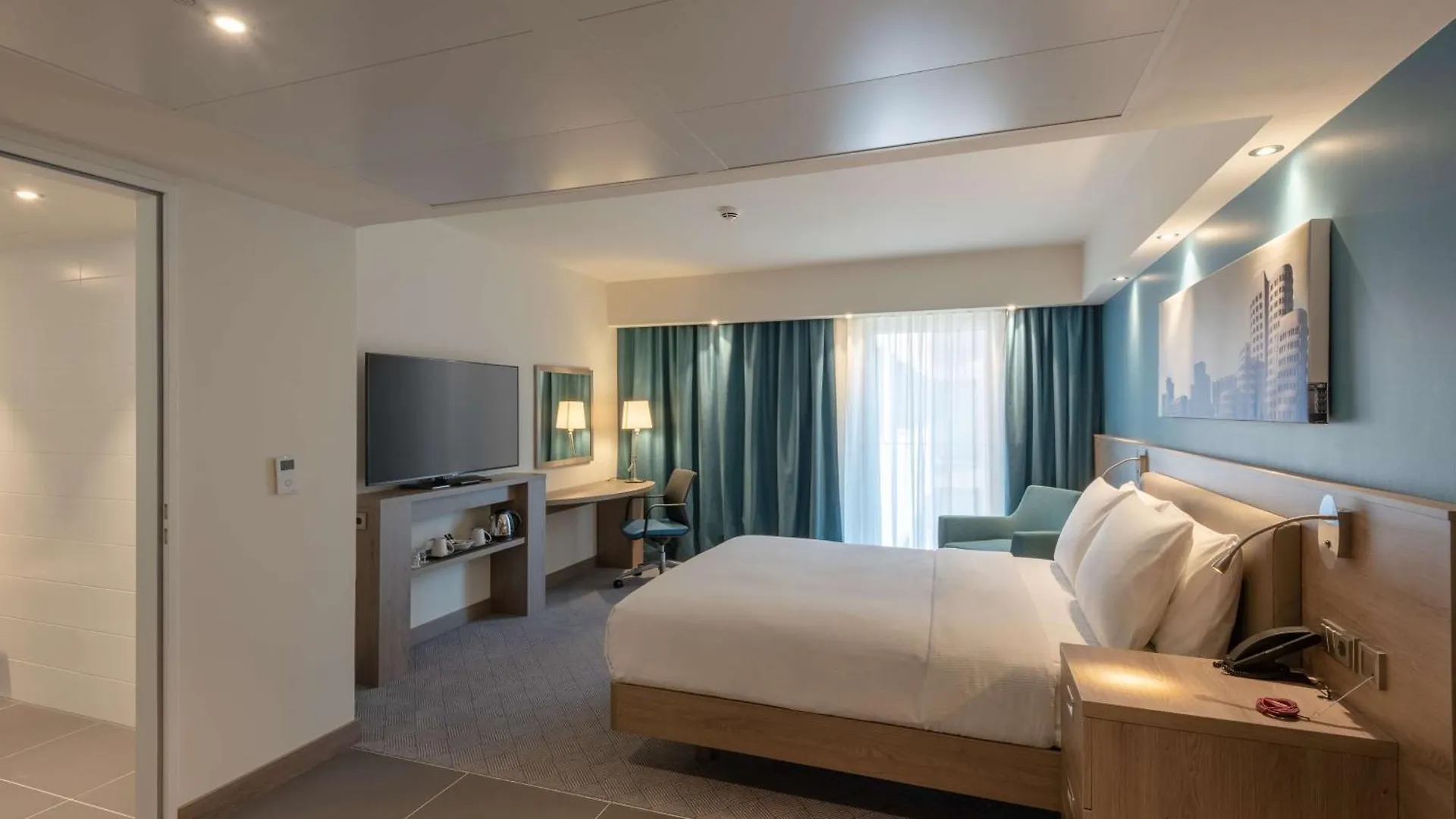 Hampton By Hilton Duesseldorf City Centre ホテル