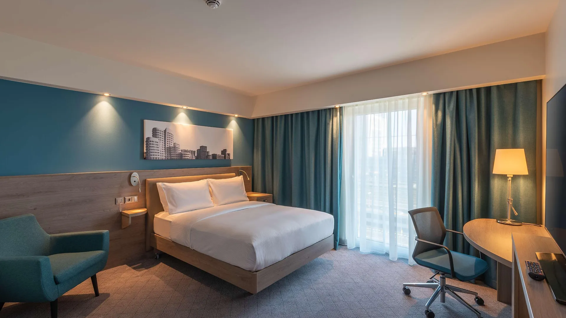 Hampton By Hilton Duesseldorf City Centre